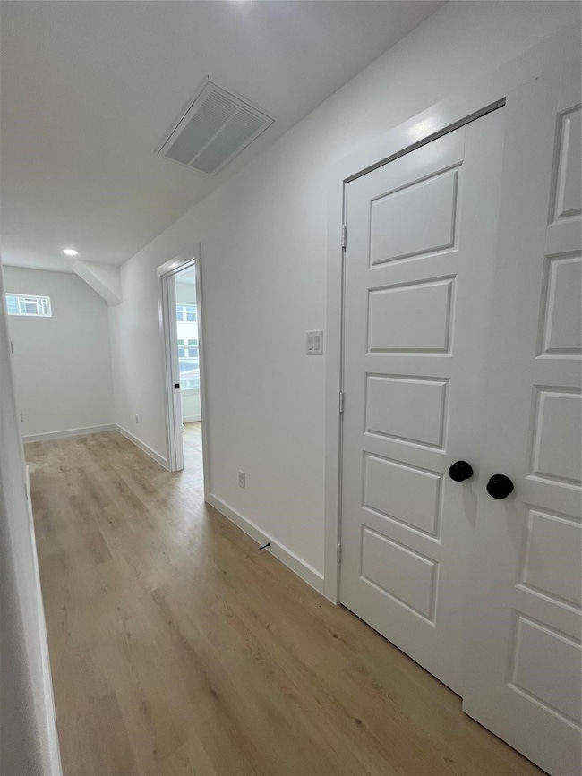 8603 Wileyvale Rd unit B, Houston, TX 77016 - photo 3