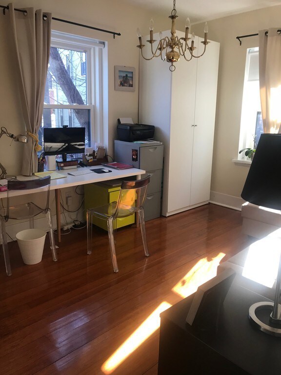 31 Linden Place unit 3, Brookline, MA 02445 - photo 6