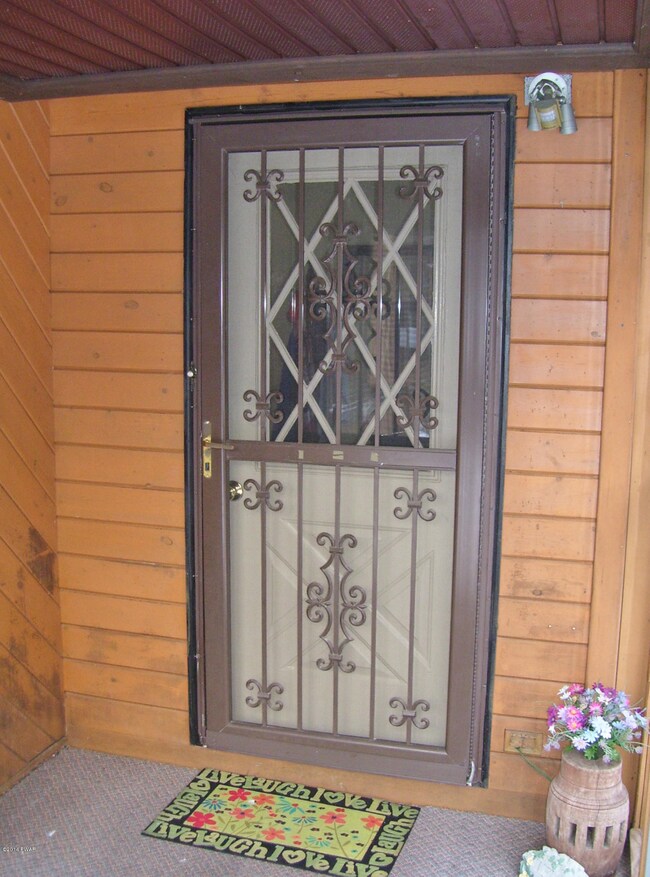 9 6th St, Hawley, PA 18428 - photo 3