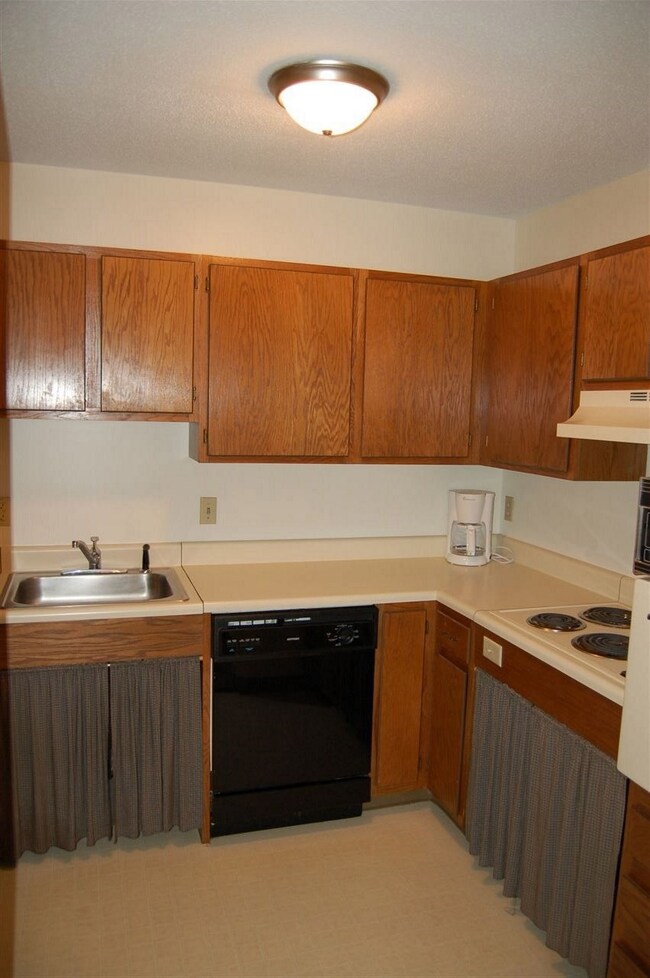 16 Campbell Rd, Rutland, VT 05701 - photo 6