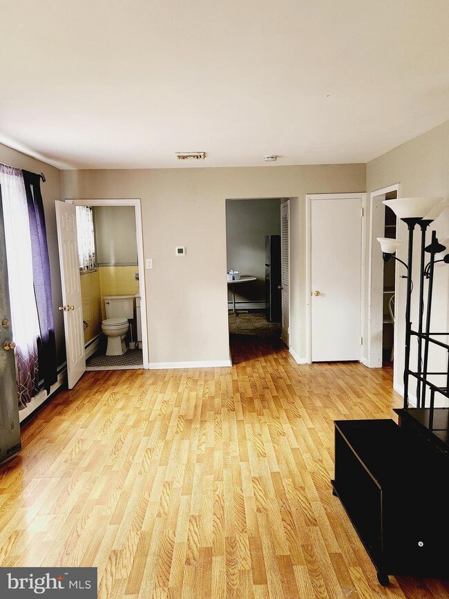 2973 Woodland Rd, Willow Grove, PA 19090 - photo 5