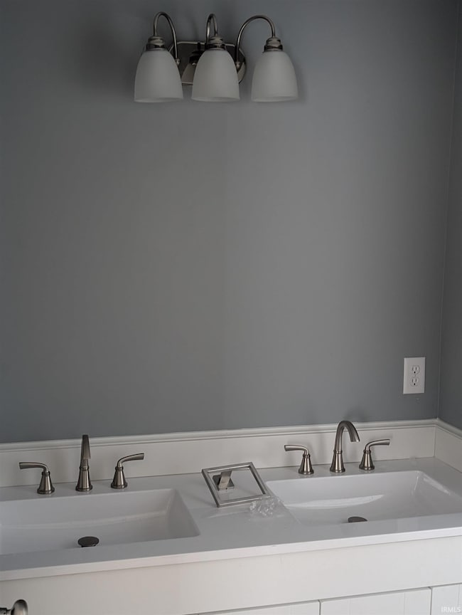 3710 Wayne Trace, Fort Wayne, IN 46806 - photo 6
