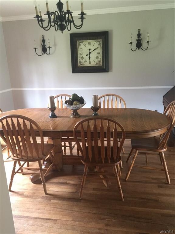 Formal dining room to entertain