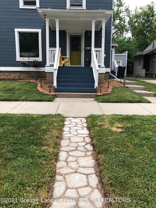 626 W Genesee St, Lansing, MI 48933 - photo 2
