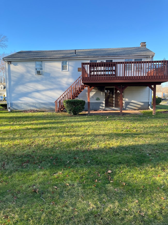 5 Eagleton Dr, Windsor, CT 06095 - photo 2