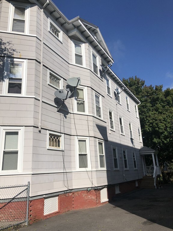 101 Arthur St, Worcester, MA 01604 - photo 3
