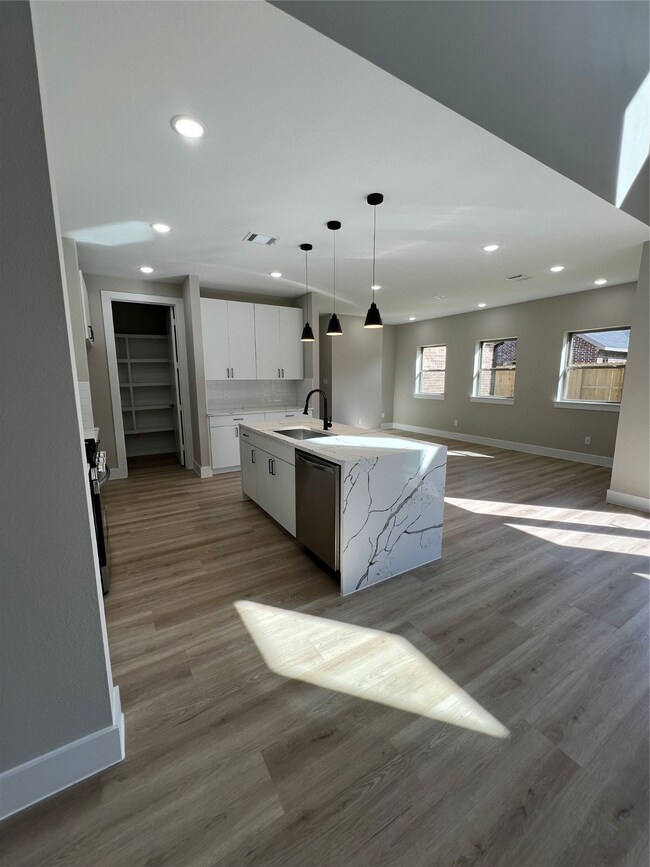 2603 Piemonte Ct Ave, Spring, TX 77388 - photo 4