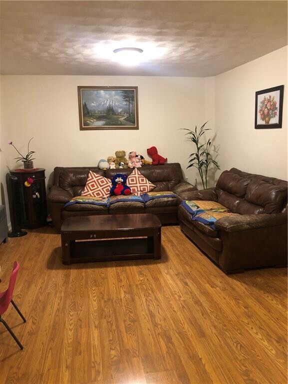 27 Maple St, Cranston, RI 02910 - photo 2