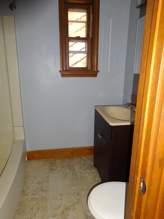 841 E 4th St unit 2, Boston, MA 02127 - photo 4