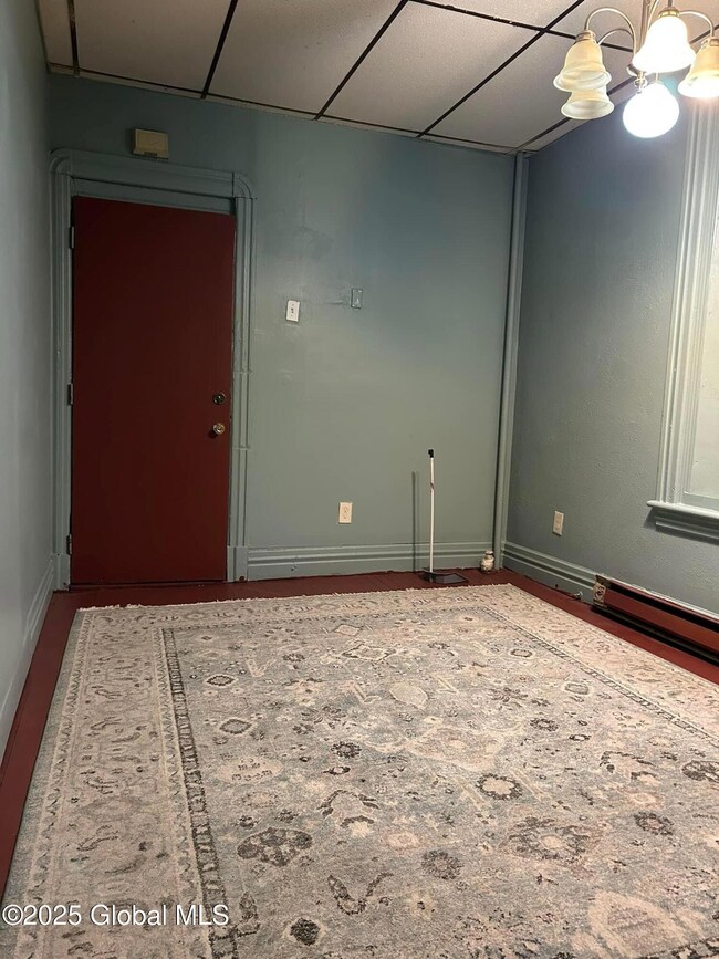 860 Eastern Ave, Schenectady, NY 12308 - photo 2