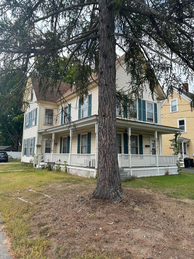 821 Main St, Sanford, ME 04073 - photo 4