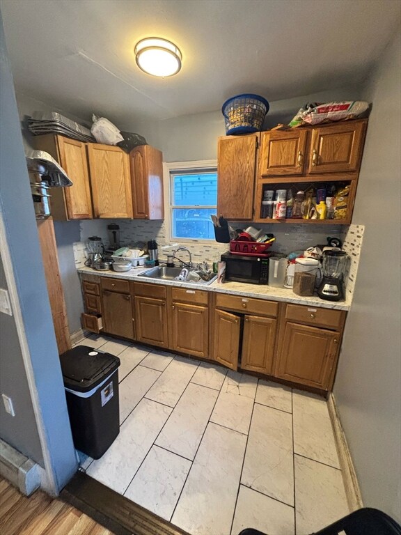 60 W 4th St, Lowell, MA 01850 - photo 7