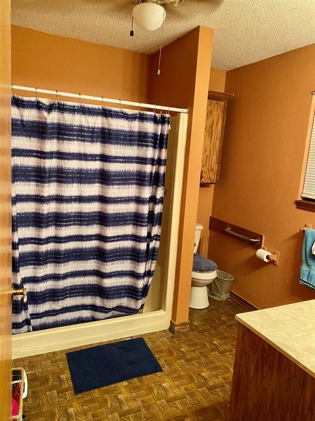 3001 Meadows Dr, Texarkana, TX 75501 - photo 7