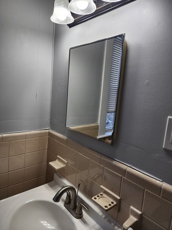 148 Maple St unit 2, Lynn, MA 01904 - photo 7