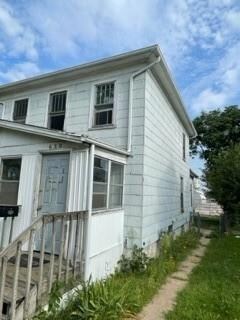 630 15th Ave SW, Cedar Rapids, IA 52404 - photo 3