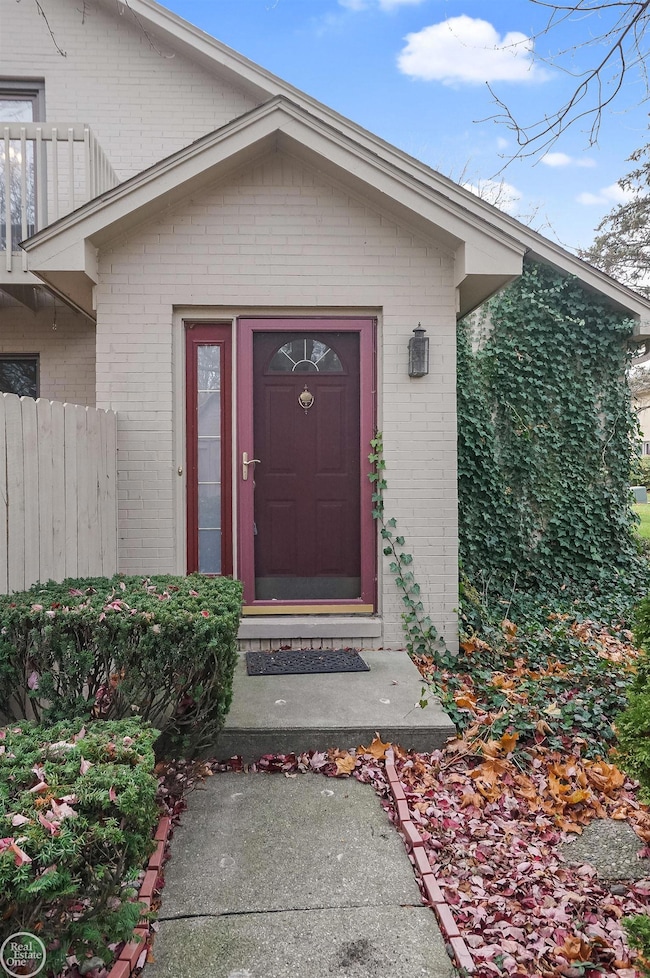 42139 E Edward Dr, Clinton Township, MI 48038 - photo 2