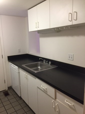 71 Fulkerson St unit 104, Cambridge, MA 02141 - photo 3