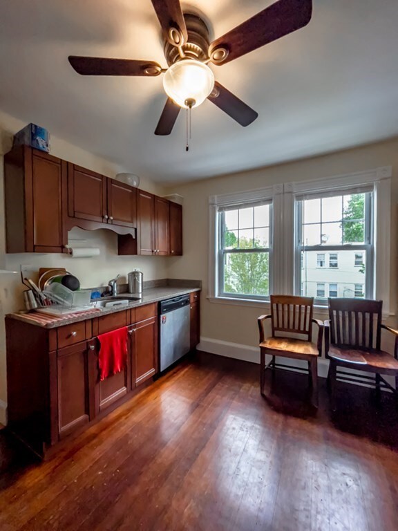 4106 Washington St unit 3, Roslindale, MA 02131 - photo 3