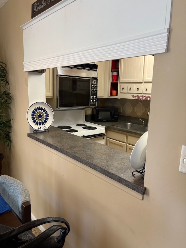 Suntide Condominiums unit 316, Stuart, FL 34996 - photo 6