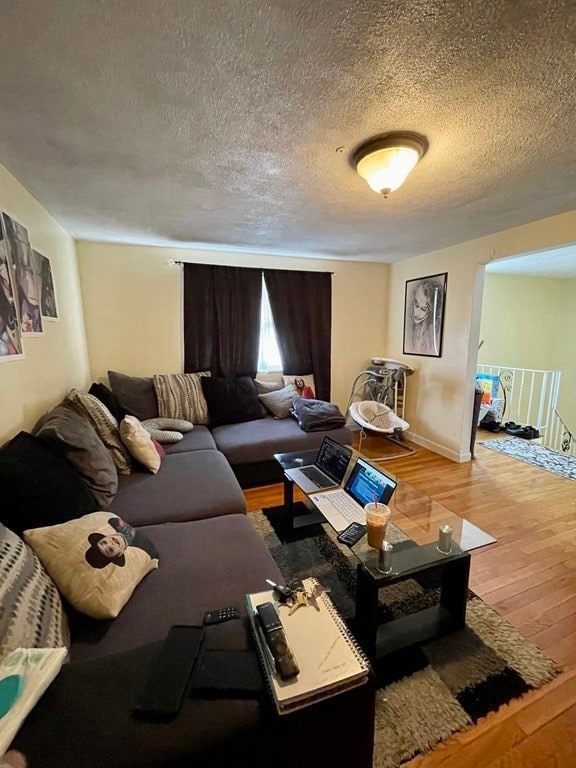 7 Russell St unit 2, Everett, MA 02149 - photo 3