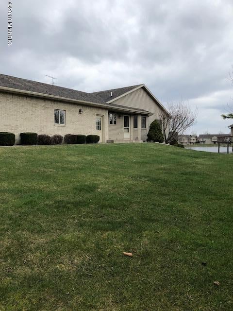 8025 Amber Creek Dr SW unit 72, Byron Center, MI 49315 - photo 5