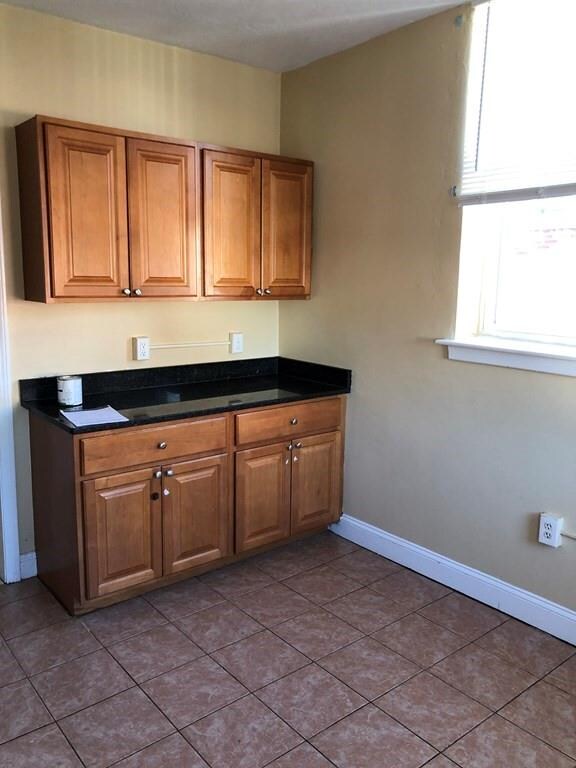 9 Melbourne St unit 5, Dorchester Center, MA 02124 - photo 6