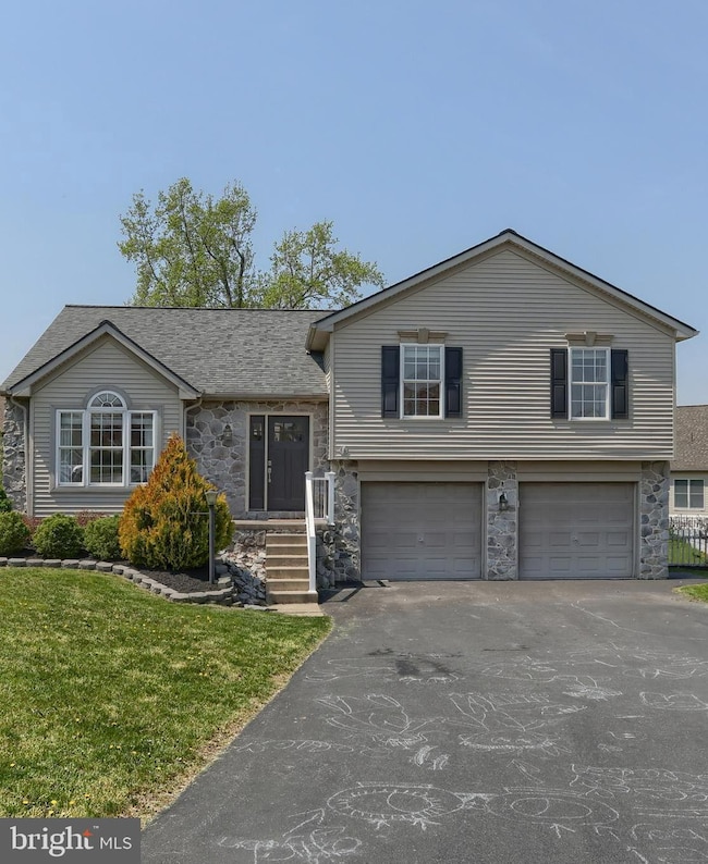 39 Red Maple Cir, Palmyra, PA 17078 - photo 2