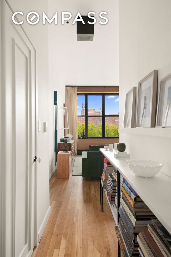 Clinton Mews unit 6E, Clinton Hill, NY 11205 - photo 2