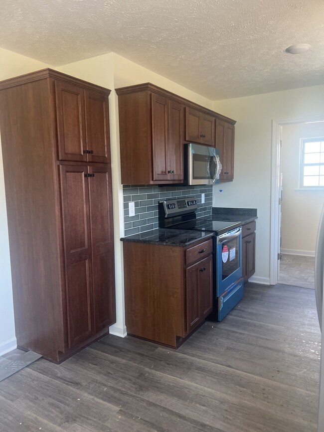 89 Timber Cir, Manchester, TN 37355 - photo 5