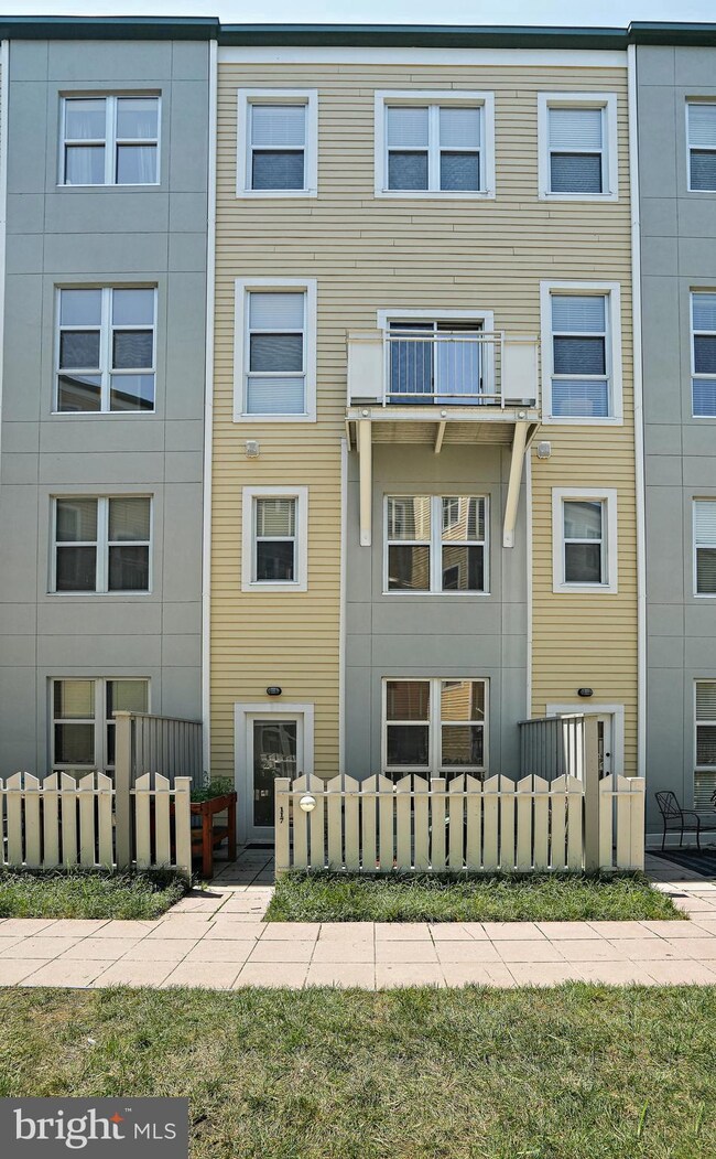 343 Cedar St NW unit 117, Washington, DC 20012 - photo 3