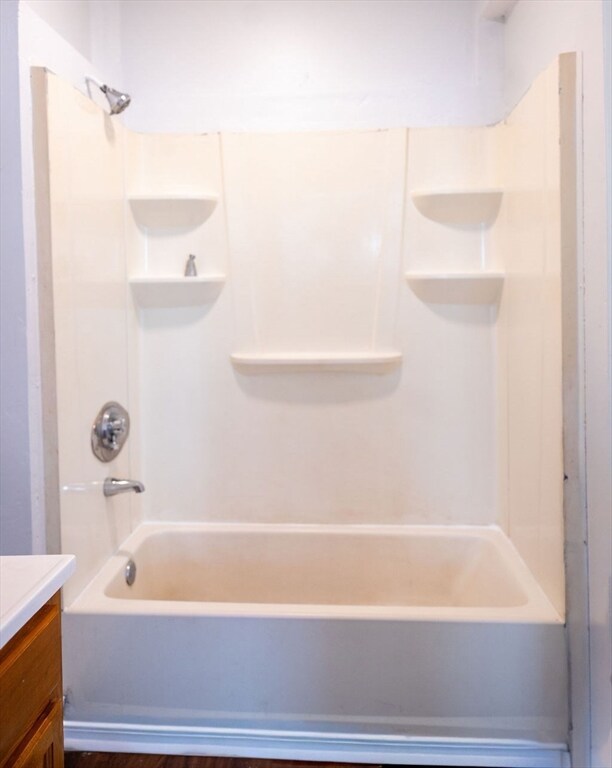 27 Columbia St unit 3, Worcester, MA 01604 - photo 7