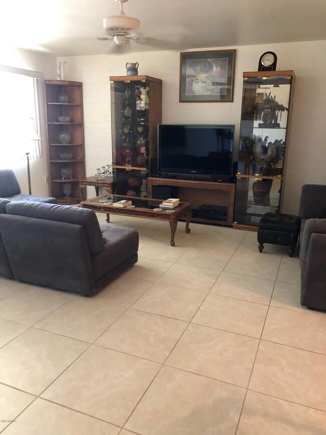 9938 W Tarrytown Ave, Sun City, AZ 85351 - photo 3