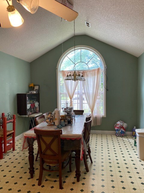 207 Golden Rod Ln, Dalton, GA 30721 - photo 6