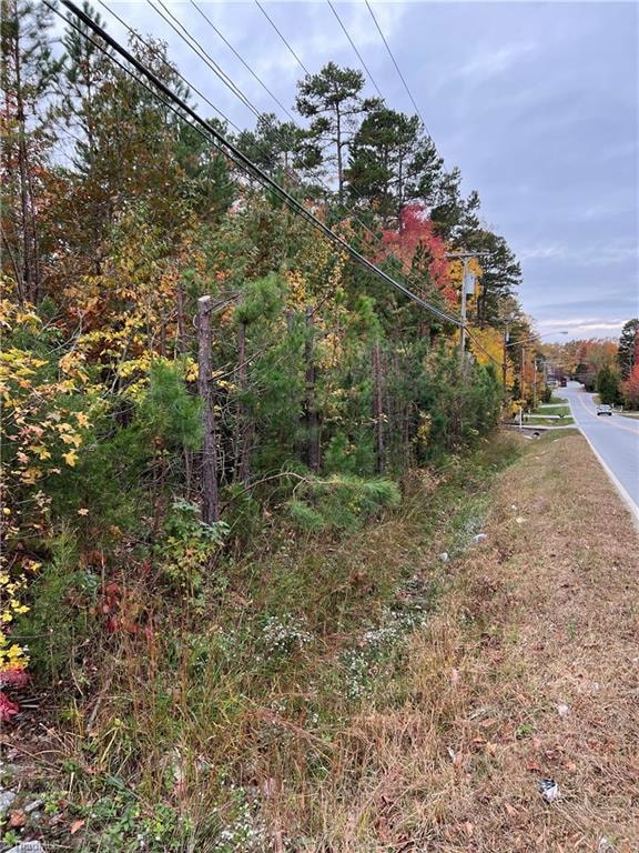 3012 Sherrill Ave, Jamestown, NC 27282 - photo 2