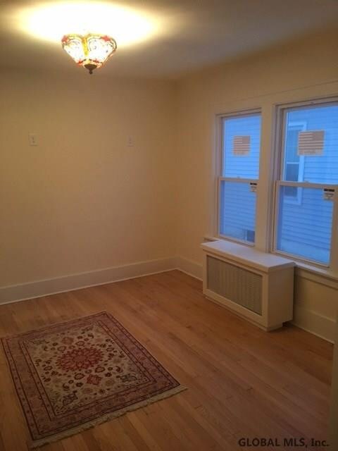 122 N Toll St, Schenectady, NY 12302 - photo 6