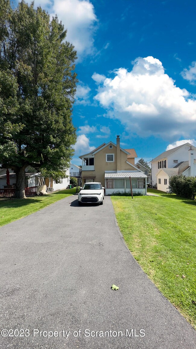 729 Lincoln St, Scranton, PA 18519 - photo 6