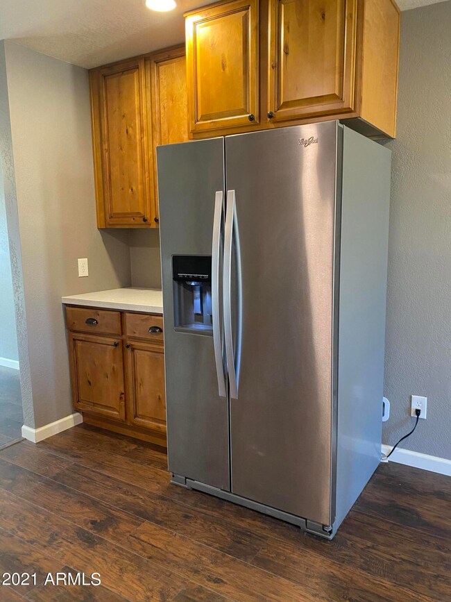 1833 N Edgewater Cir, Mesa, AZ 85207 - photo 6