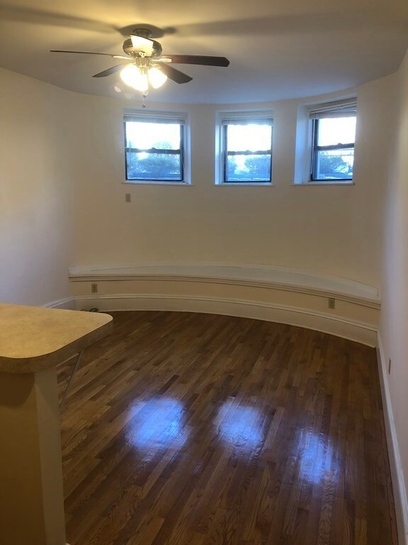 1469 Beacon St unit 9, Brookline, MA 02446 - photo 5