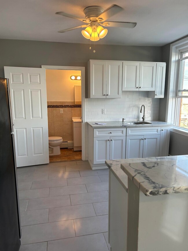 581 60th St unit 8, West New York, NJ 07093 - photo 5