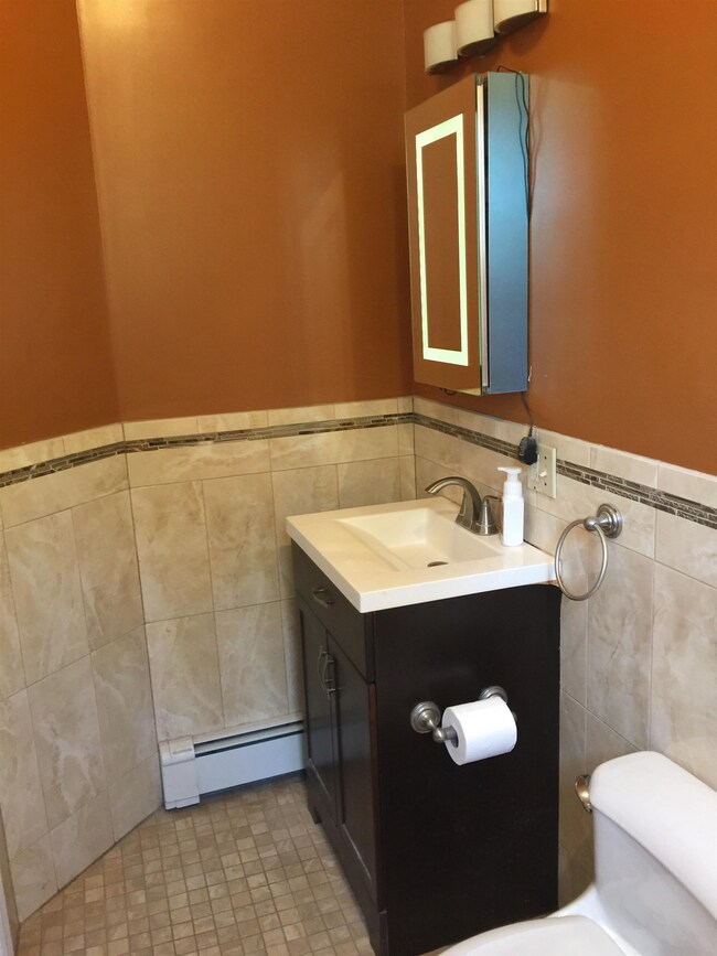 320 Summit Ave unit 4, Jersey City, NJ 07306 - photo 4