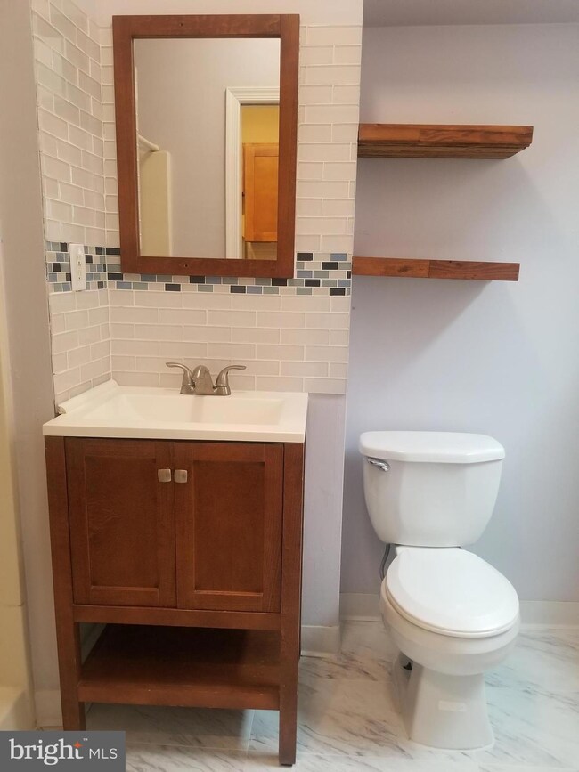 329 N Burlington St unit B, Gloucester City, NJ 08030 - photo 2