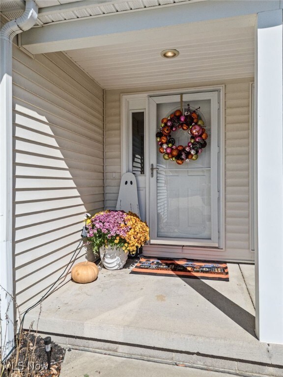 1018 Meadow Run, Copley, OH 44321 - photo 2