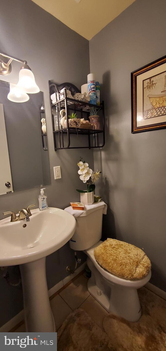 11407 Laurelwalk Dr, Laurel, MD 20708 - photo 7