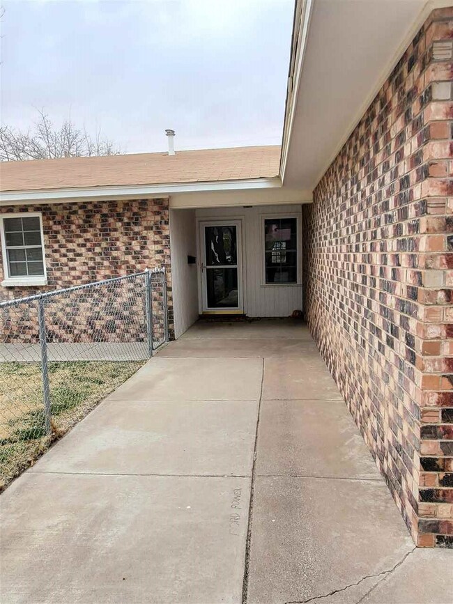 1001 Scenic Place unit 4-B, Alamogordo, NM 88310 - photo 3