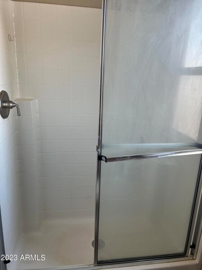 WALK IN SHOWER