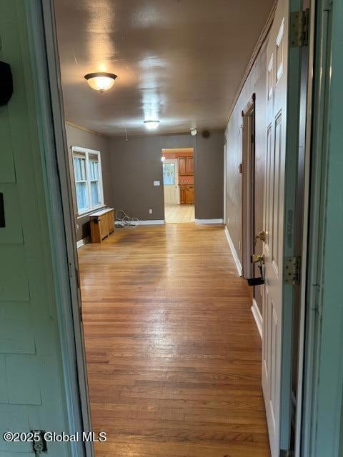 4 Yates Front door to Back door