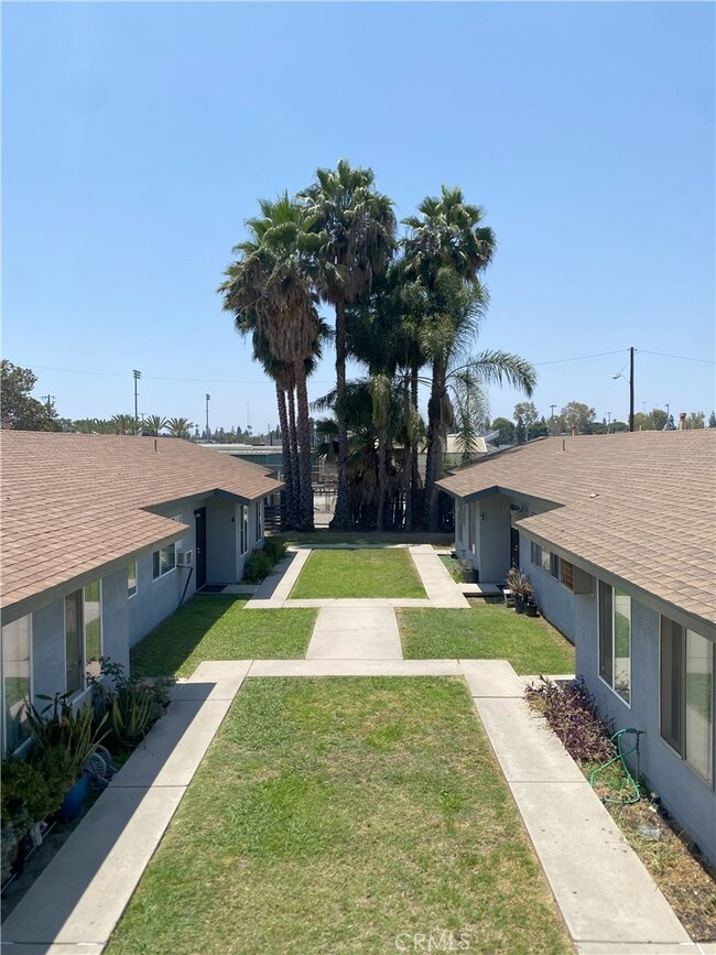 3750 Franklin Ave, Fullerton, CA 92833 - photo 7