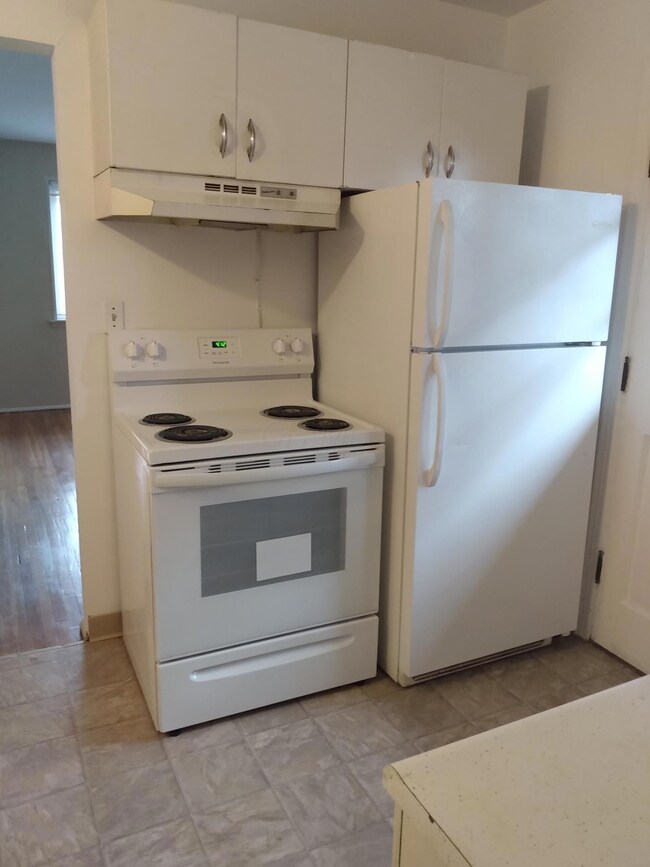 1445 kitchen 2
