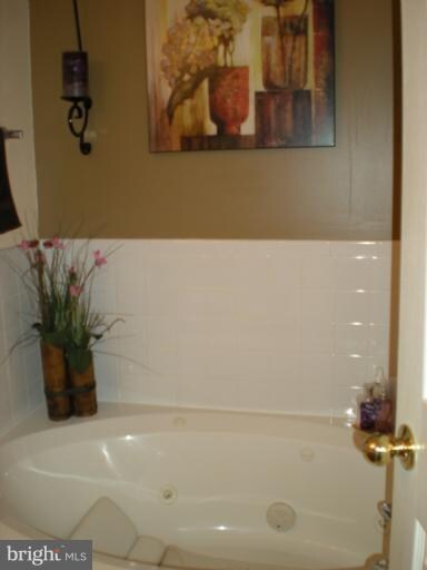 9601 Lake Pointe Ct unit 201, Upper Marlboro, MD 20774 - photo 7