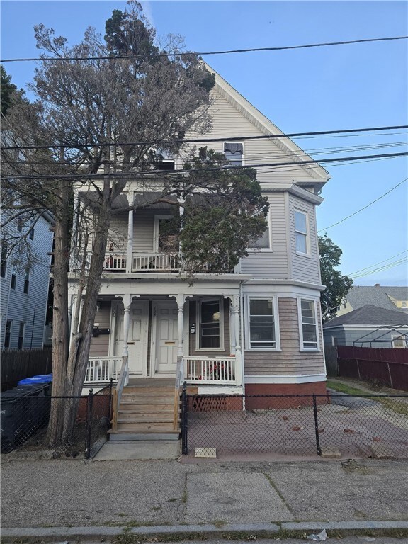 106 Taylor St, Providence, RI 02907 - photo 3